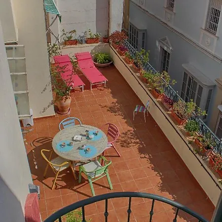 Penthouse With Large Terrace In Center Of 카디스